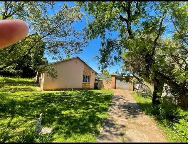 3 BEDROOM HOUSE FOR SALE IN STRUBENVALE